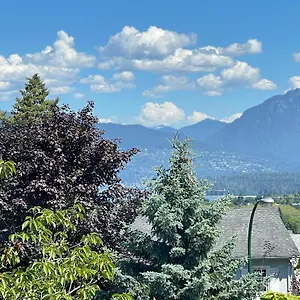 Homestay Cozy Guest Near Ubc, Downtown And Beaches, Vancouver