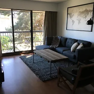 Apartamento Twelve Oaks By Marquee, Vancouver